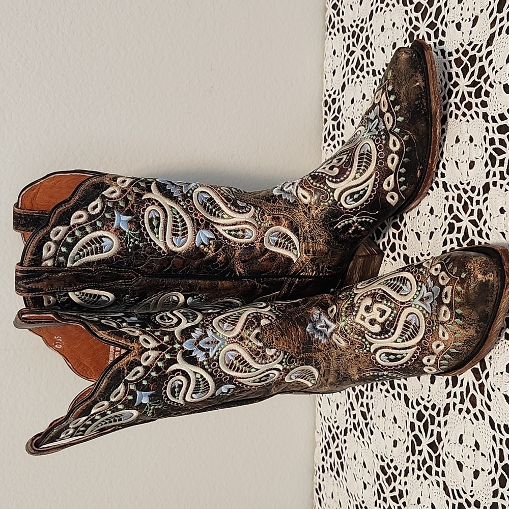 Dan Post Women's Leather JULISSA Boots Size 9.5 Intricate Paisley Embroidery
